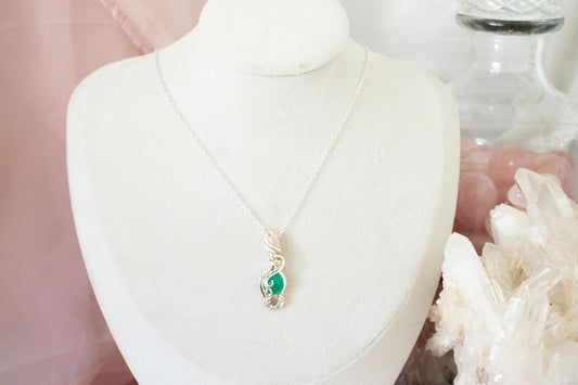 Astera Mini Green Onyx Pendant