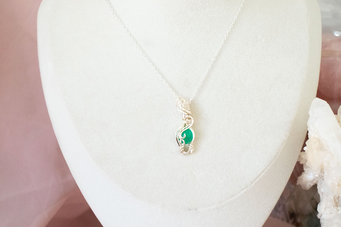 Astera Mini Green Onyx Pendant