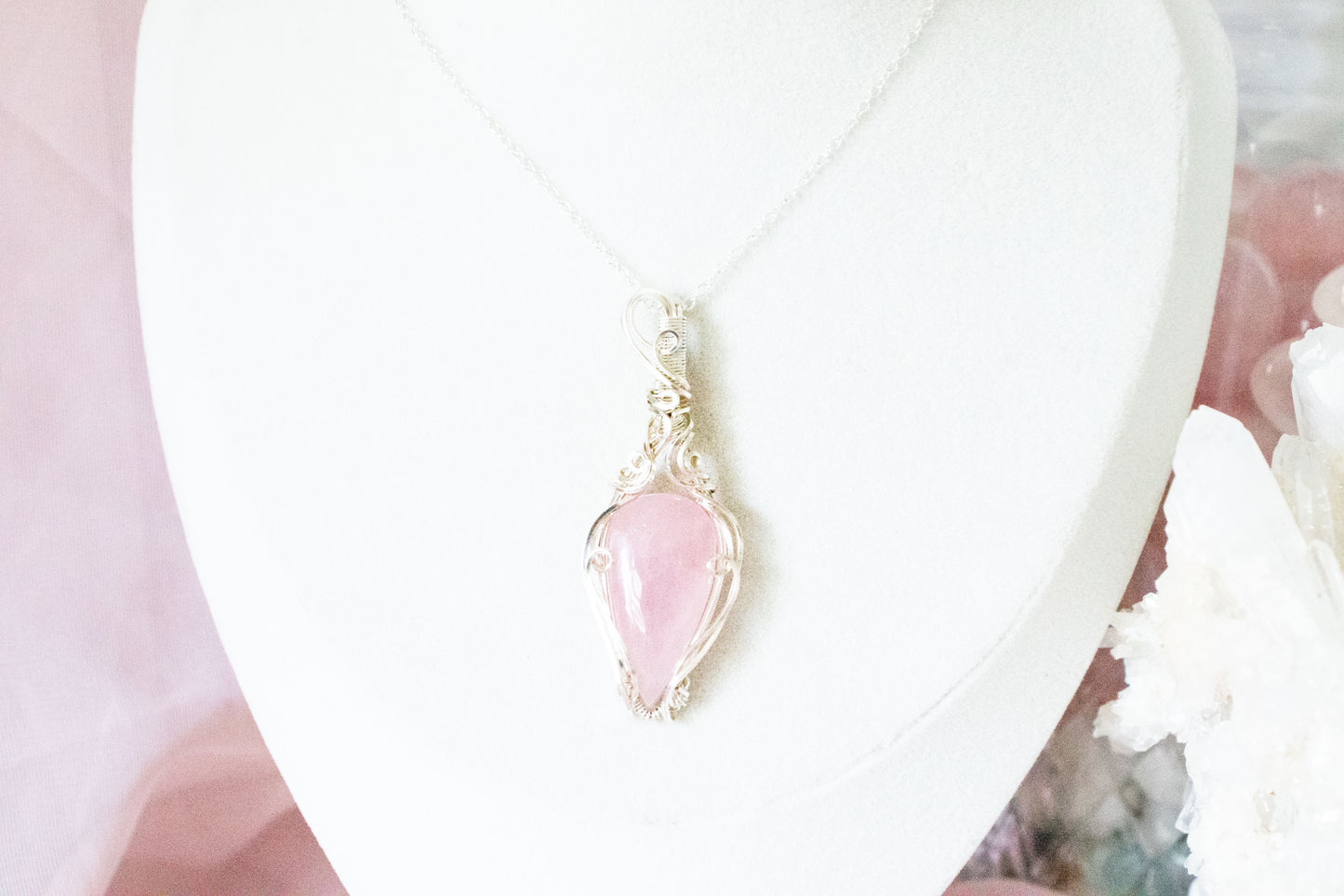 Ianthe Rose Quartz Pendant