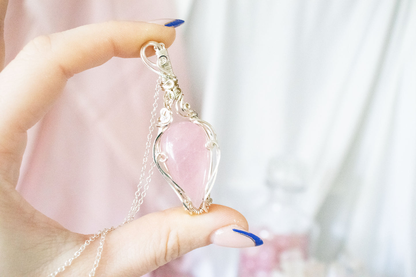 Ianthe Rose Quartz Pendant