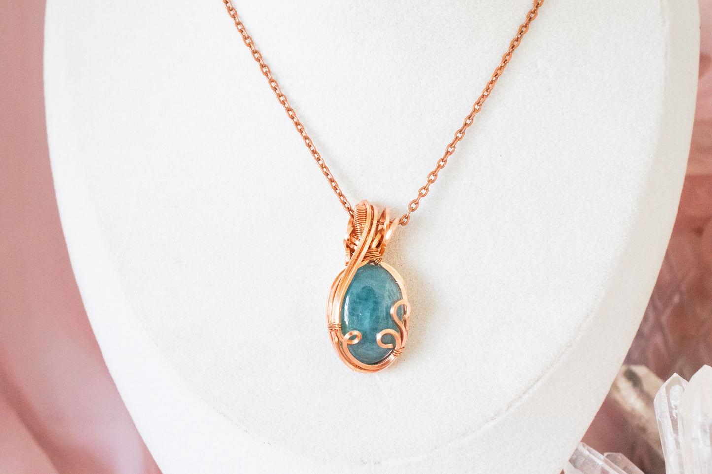 Persephone Aquamarine Pendant