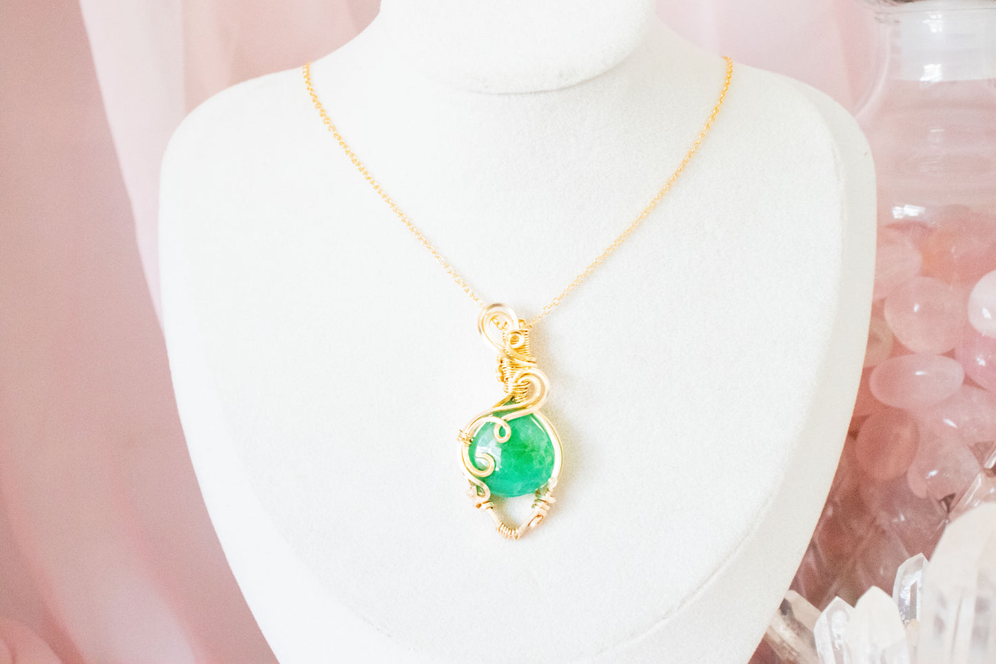 Astera Chrysoprase Pendant