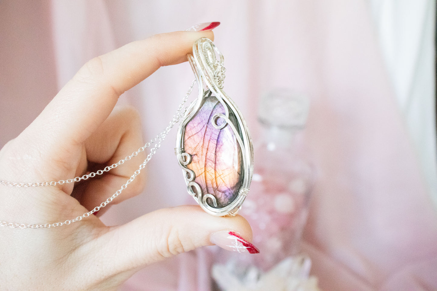 Persephone Labradorite Pendant