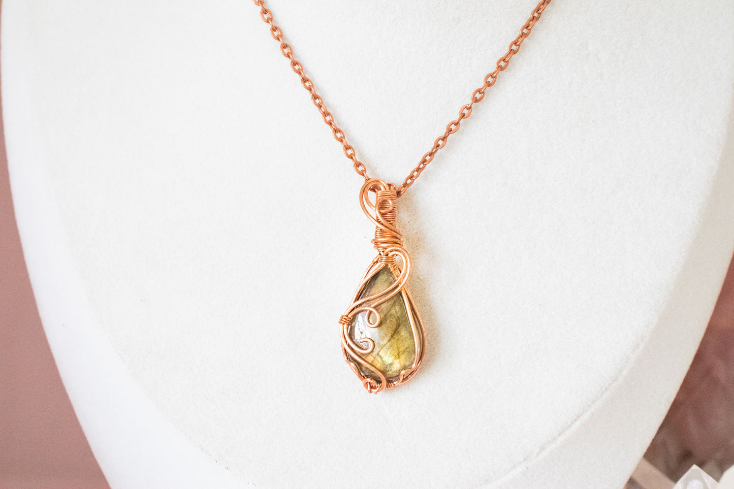 Hecate Labradorite Pendant