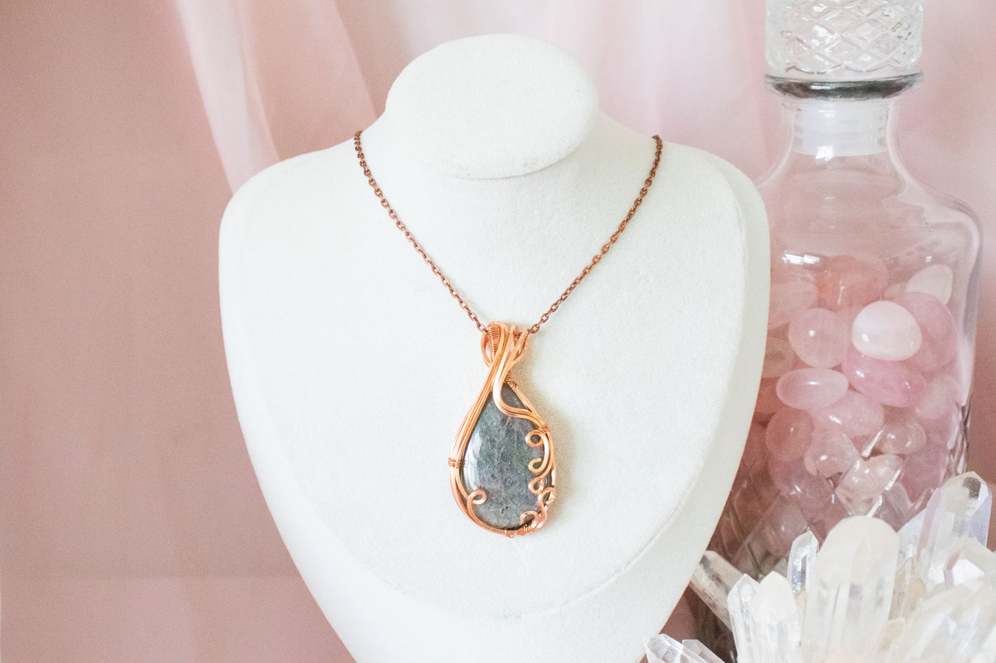 Persephone Labradorite Pendant