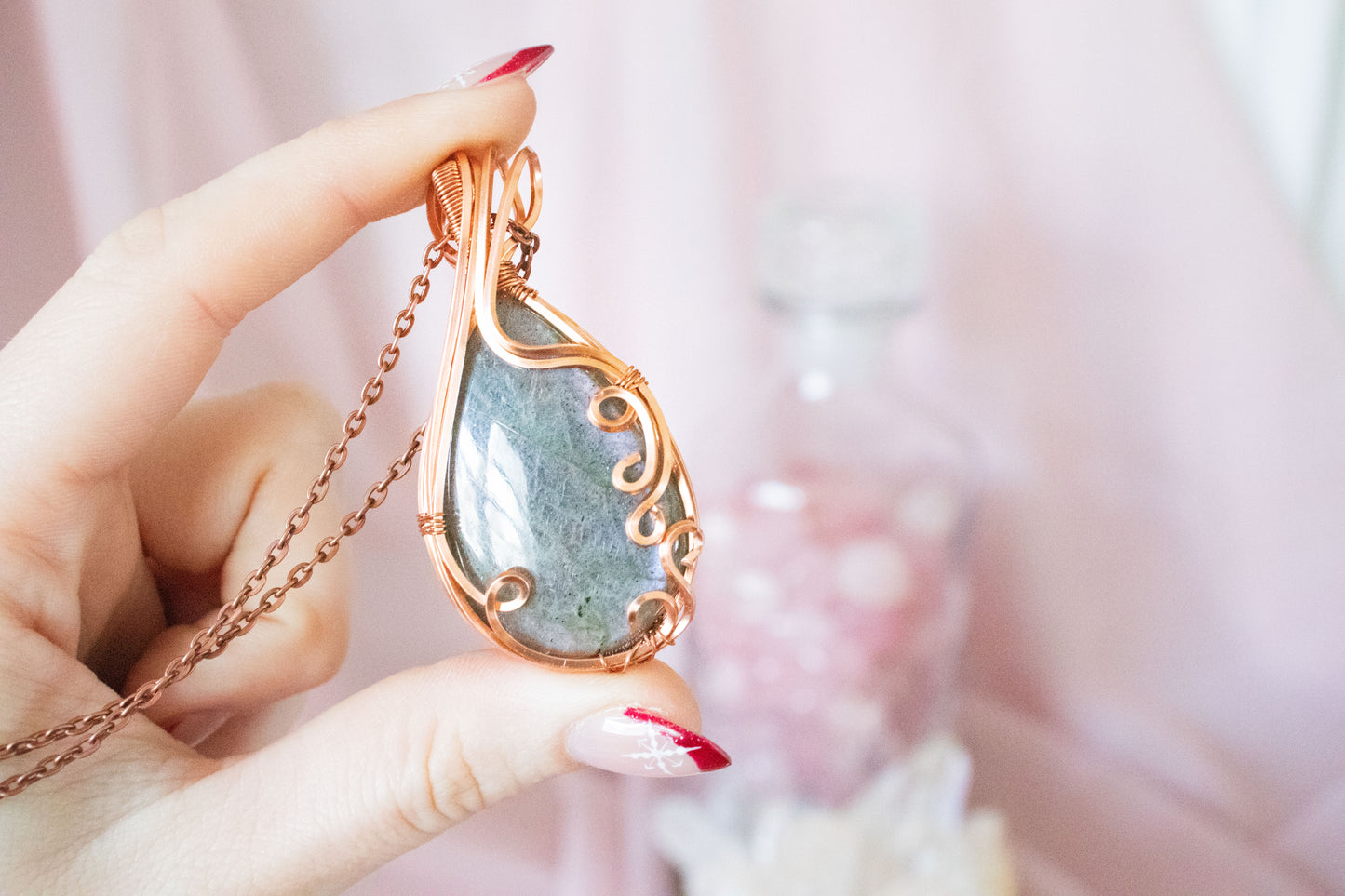 Persephone Labradorite Pendant