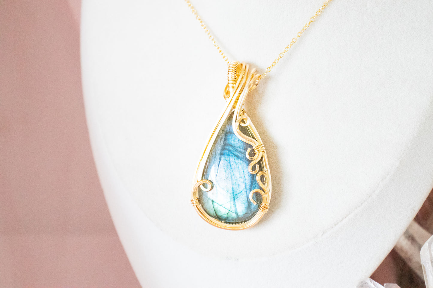 Persephone Labradorite Pendant