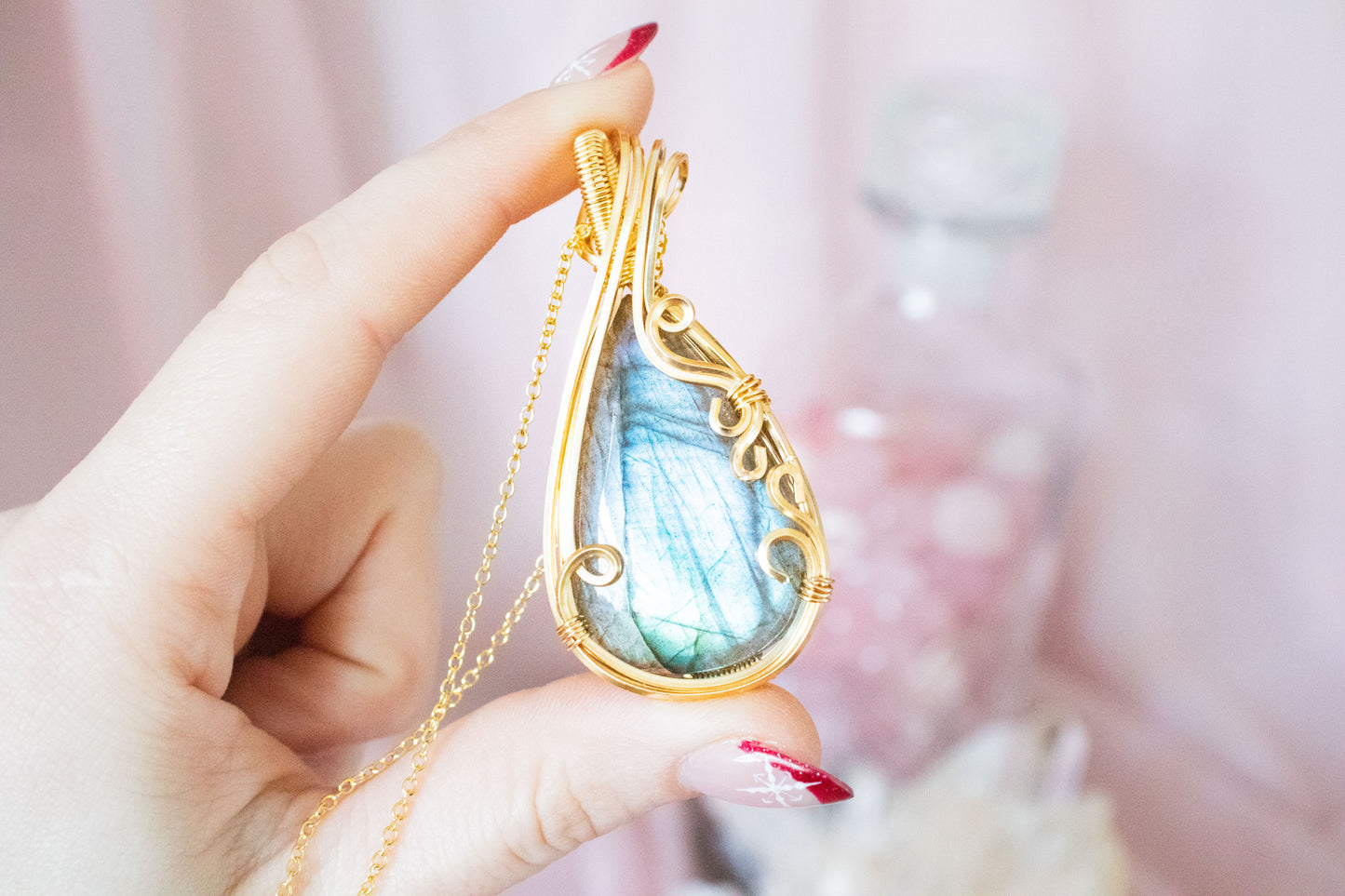 Persephone Labradorite Pendant