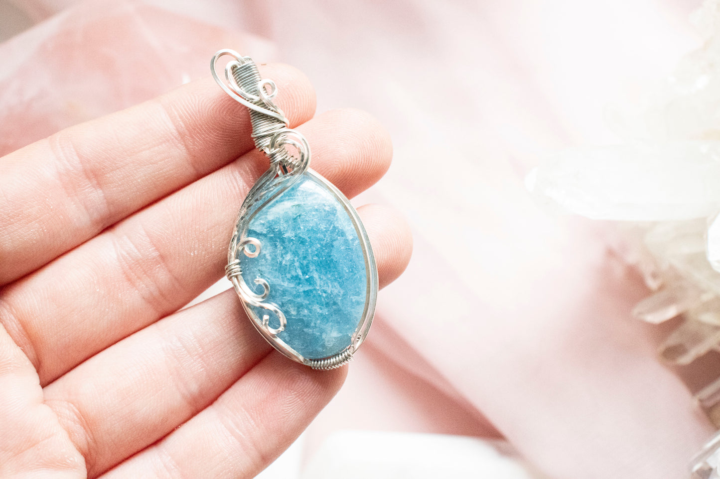 Hecate Aquamarine Pendant