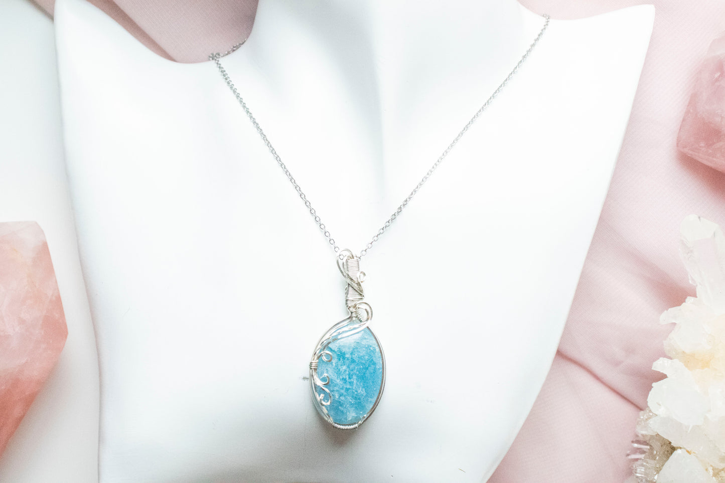 Hecate Aquamarine Pendant