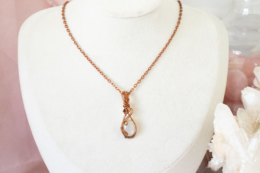 Hecate Mini Gray Moonstone Pendant