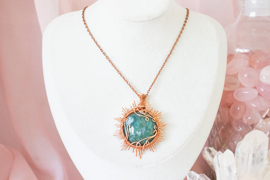 Helia Moss Agate Sun Pendant