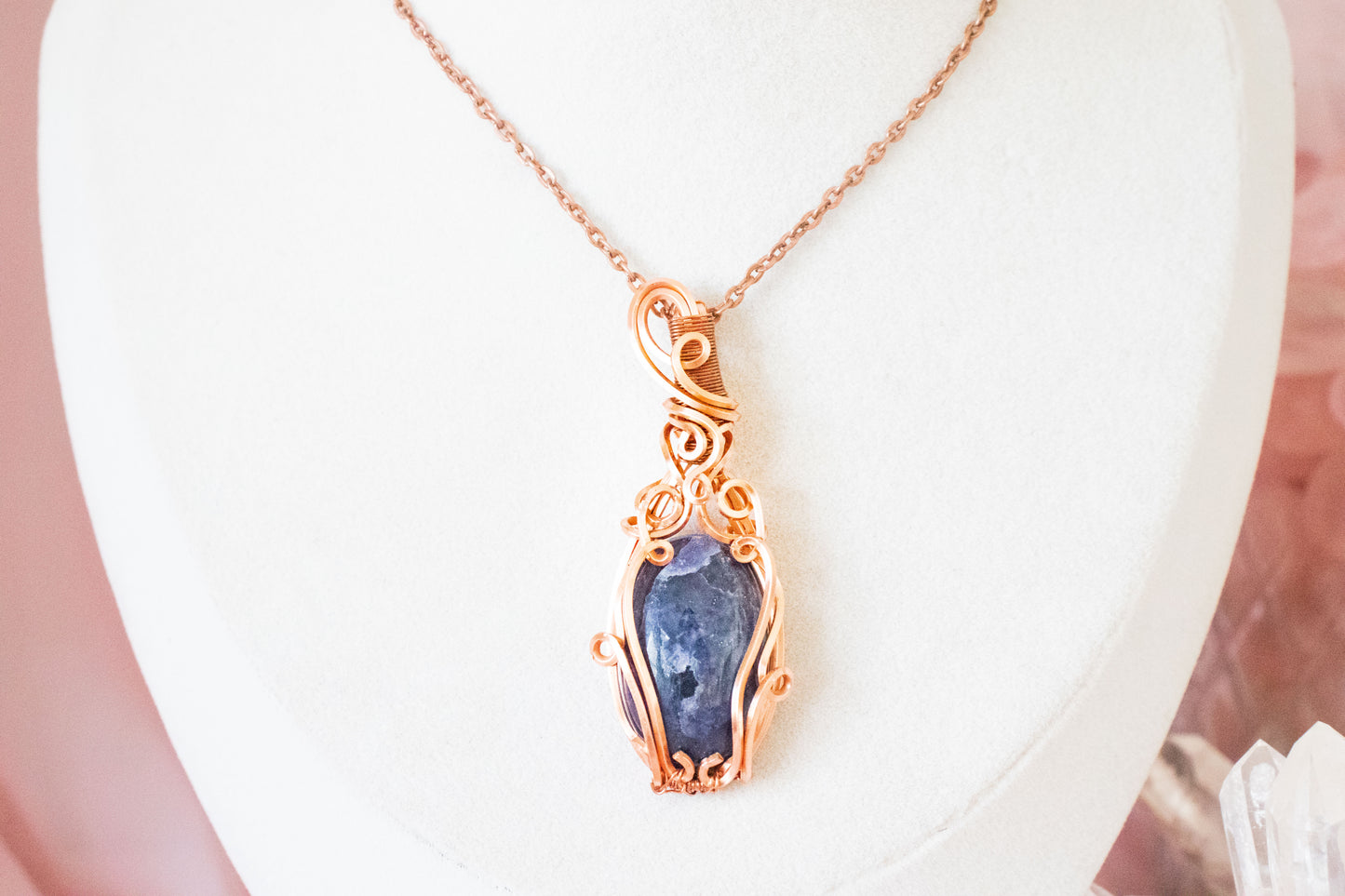 Ianthe Iolite Pendant