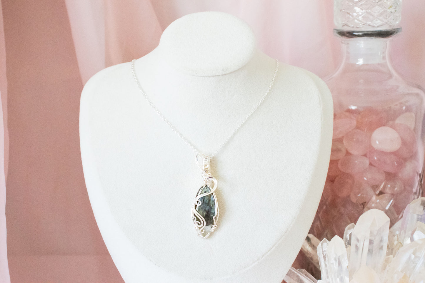 Astera Labradorite Pendant