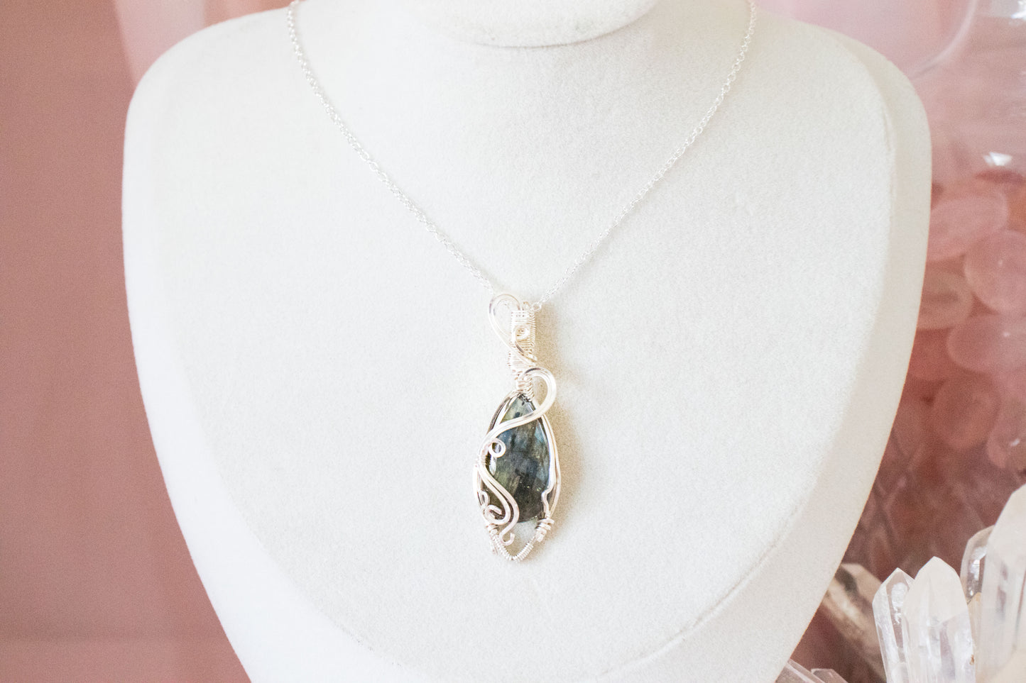 Astera Labradorite Pendant