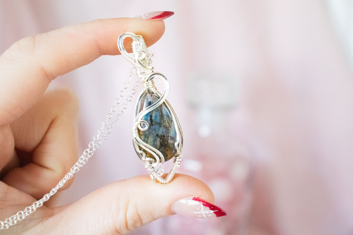 Astera Labradorite Pendant