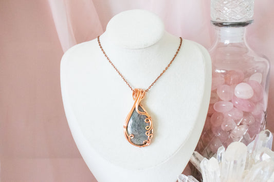 Persephone Labradorite Pendant