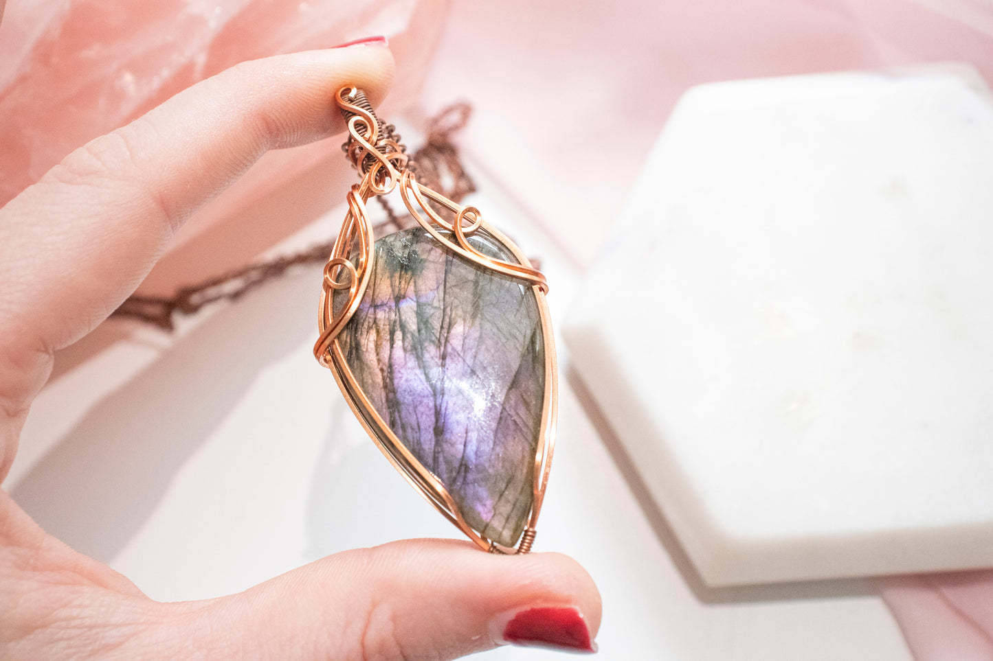 Ianthe Labradorite Pendant