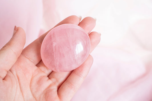 Rose Quartz Palm Stone 1