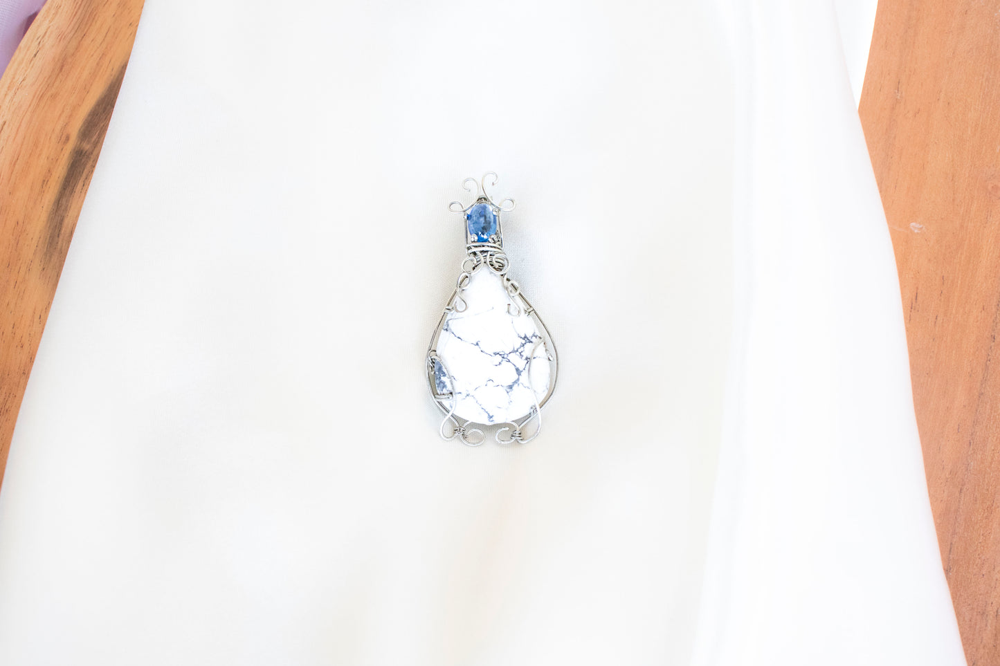 Forever Winter - Howlite x Kyanite Pendant